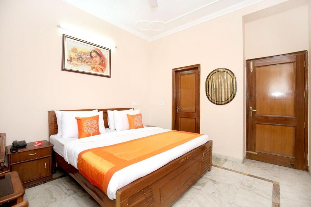 The Kings Residency Hotell Mohali Exteriör bild